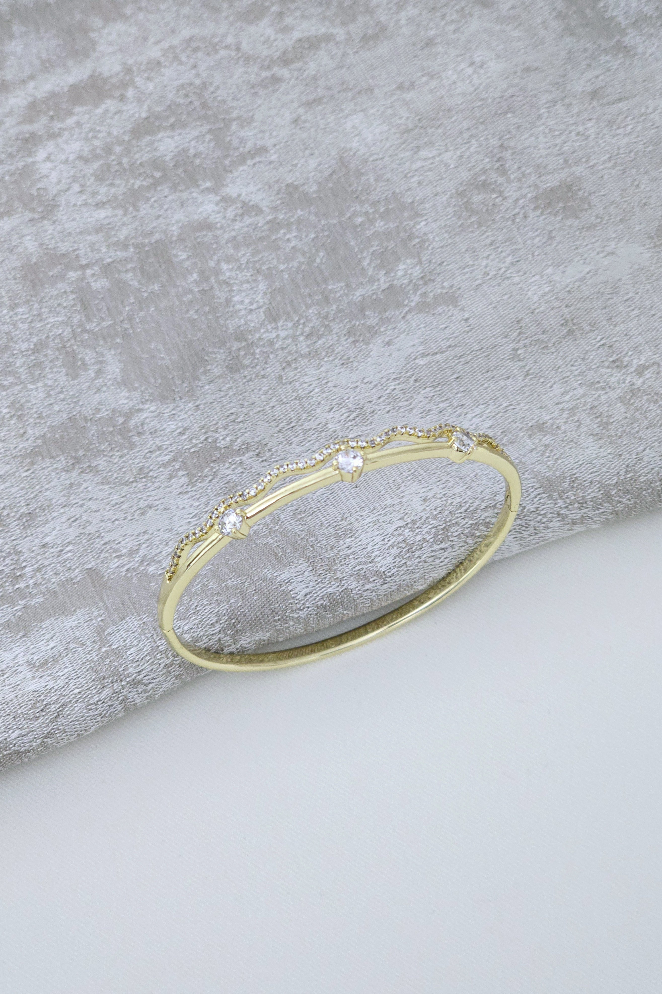 Xuping Gold Taşlı Bileklik