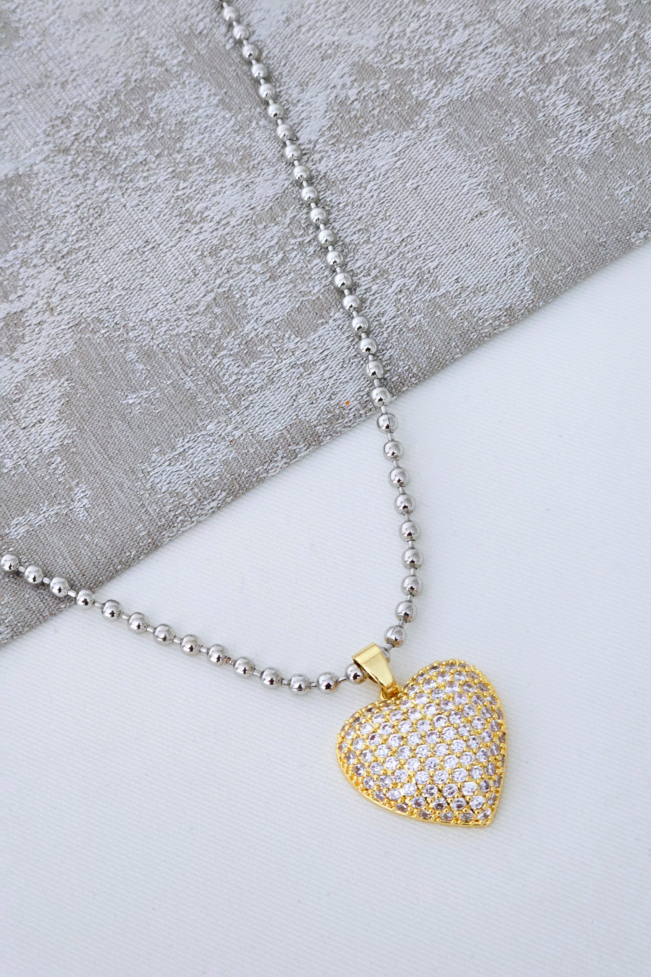 Gold Kalp kolye Silver Zincir