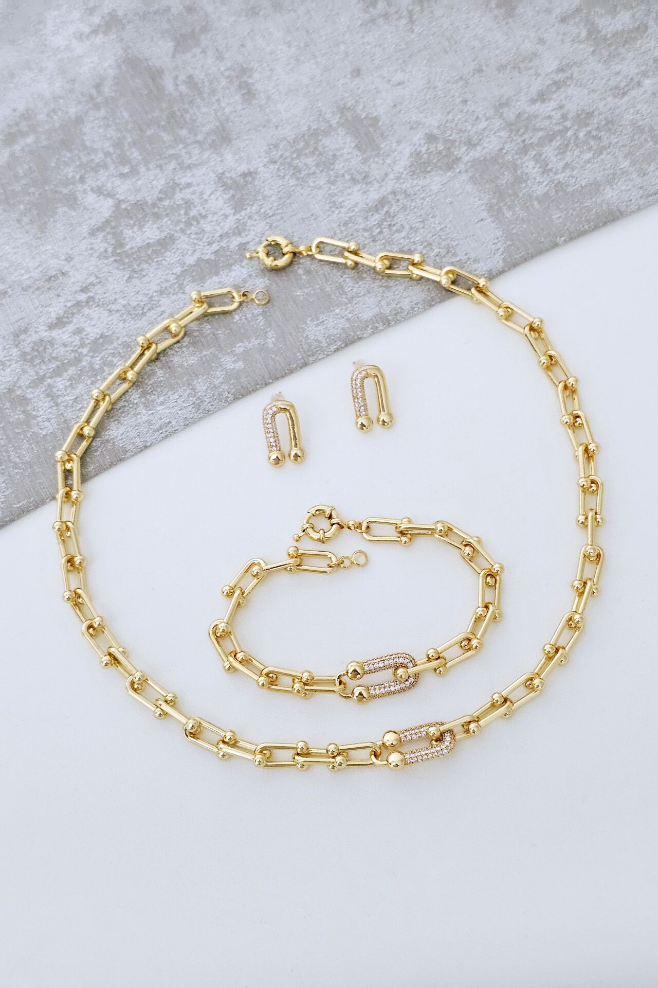 Kolye Bileklik Küpe Set