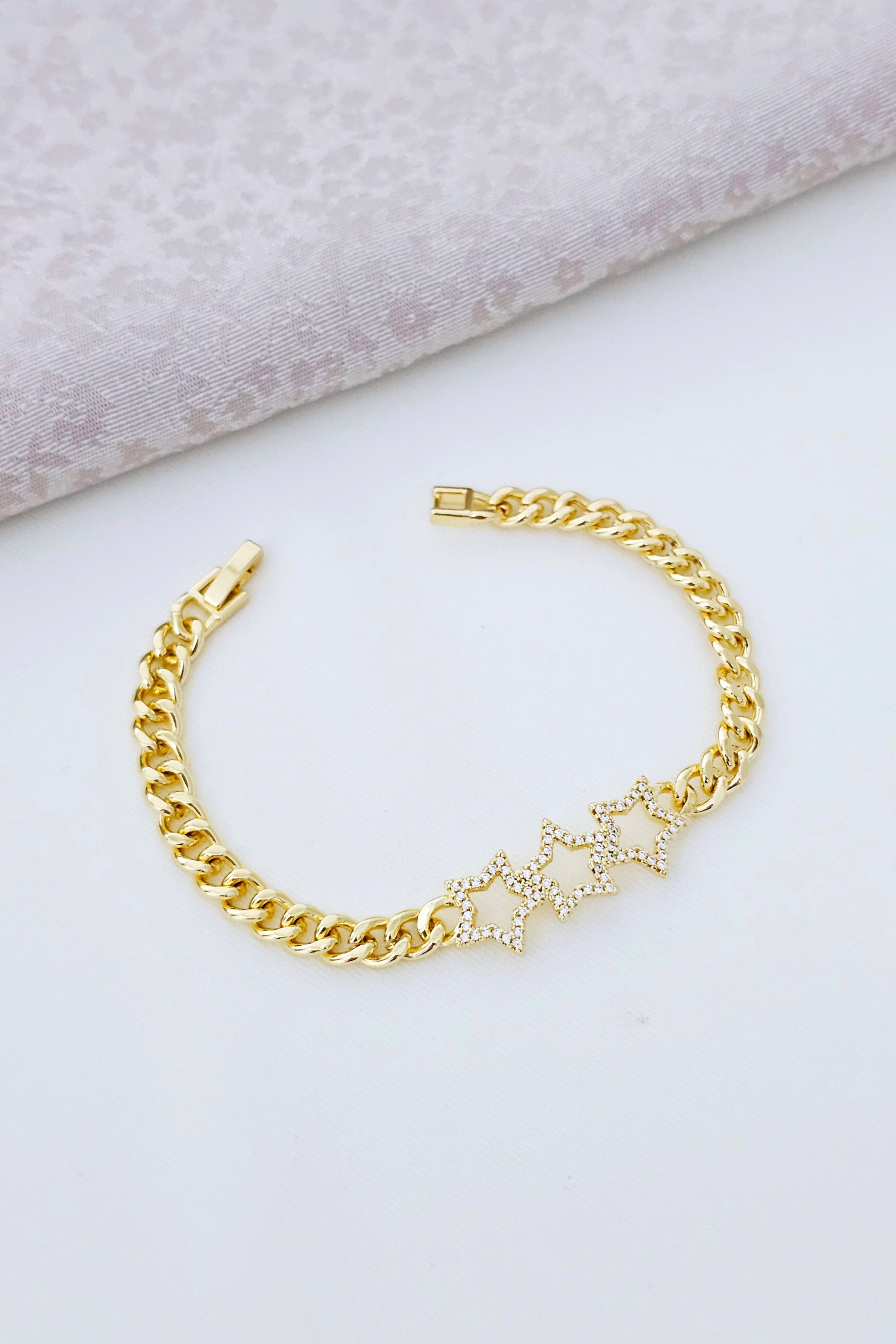 Yıldız Taşlı Bileklik Gold