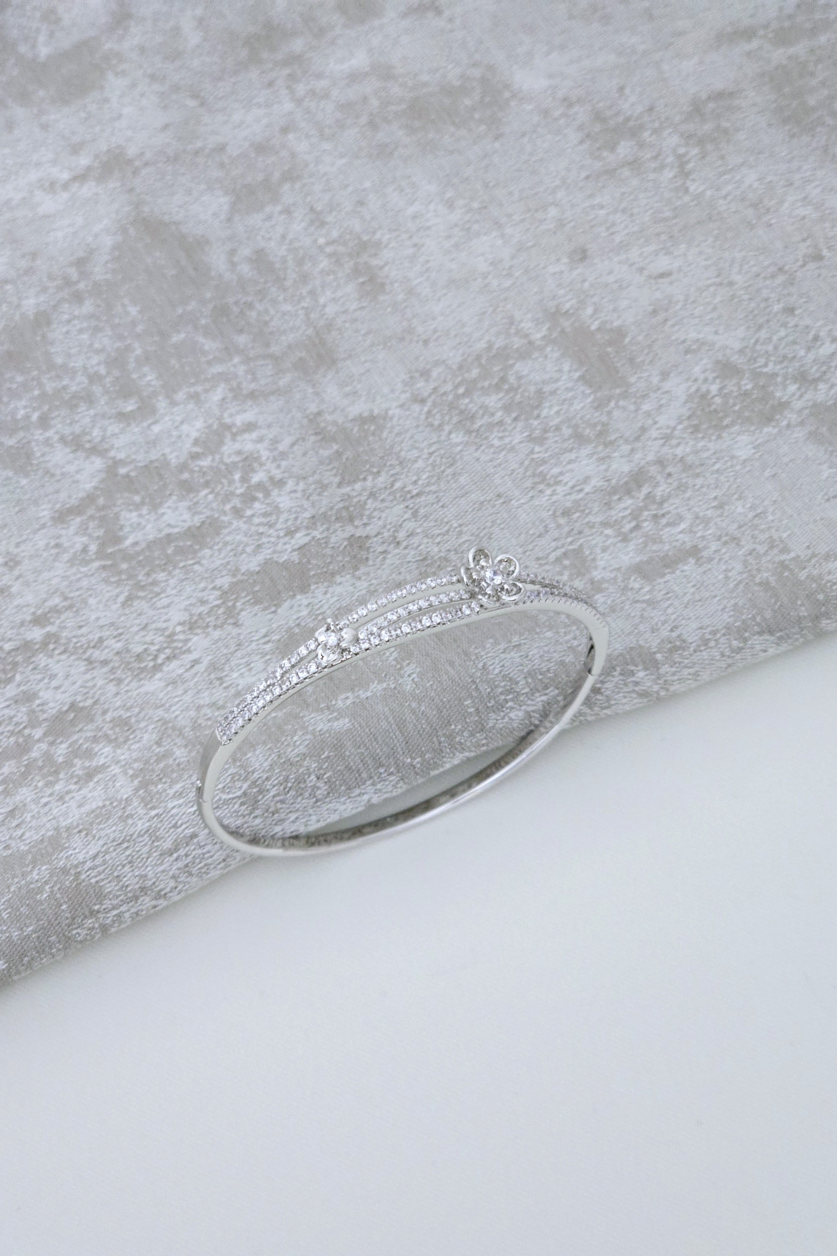 Xuping Taşlı Silver Bileklik