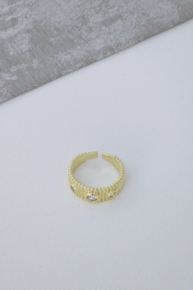 Gold Taşlı Yüzük