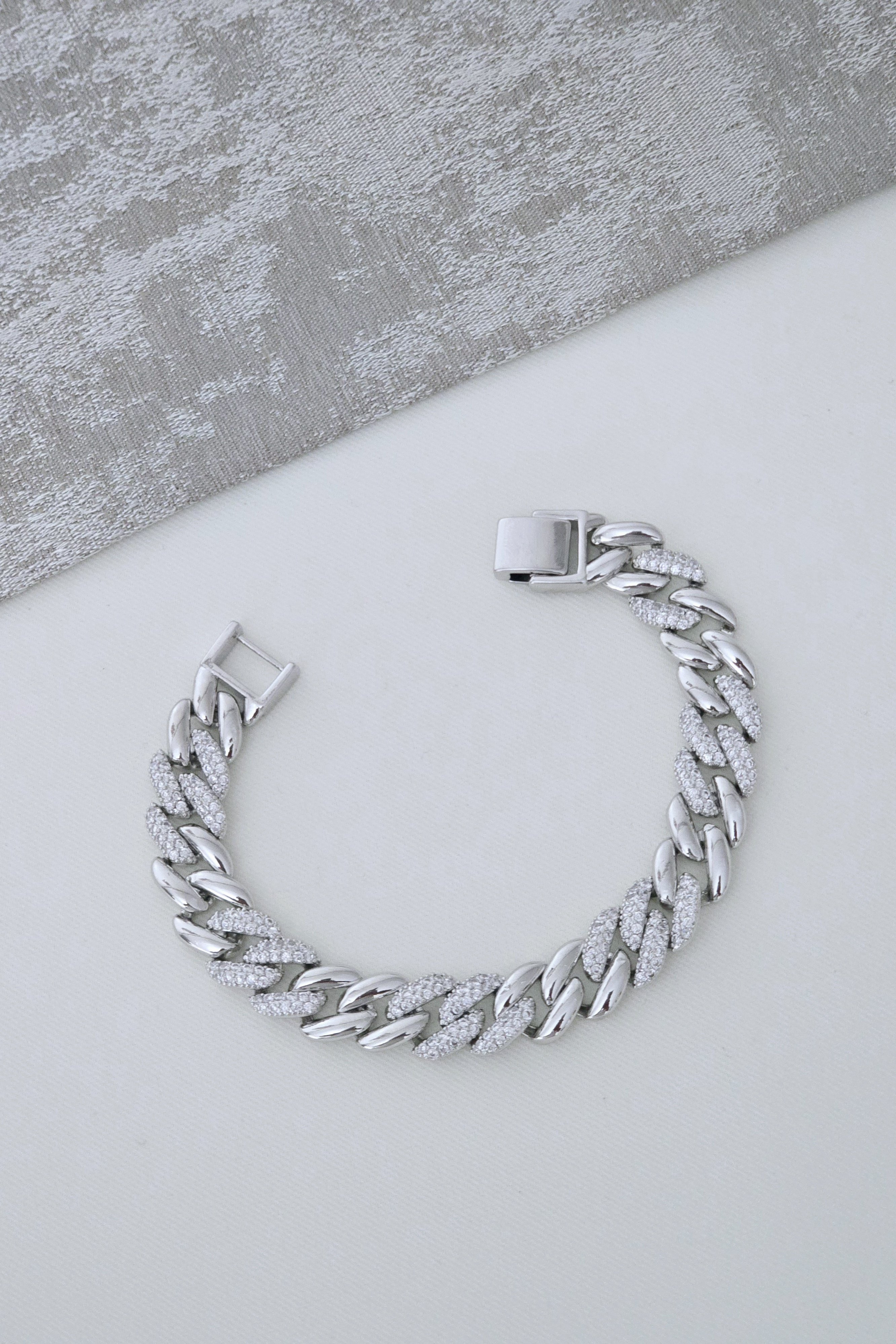 Zirkon Taşlı Bileklik Silver