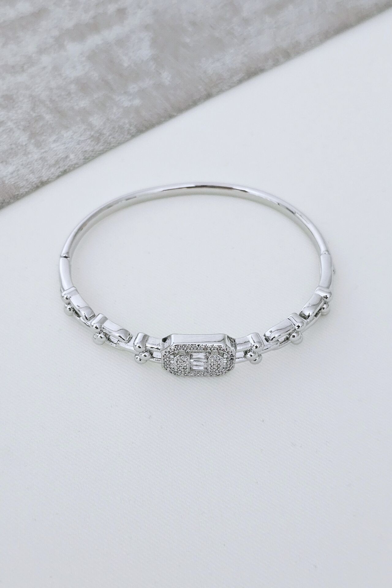 Baget Taşlı Bileklik Silver