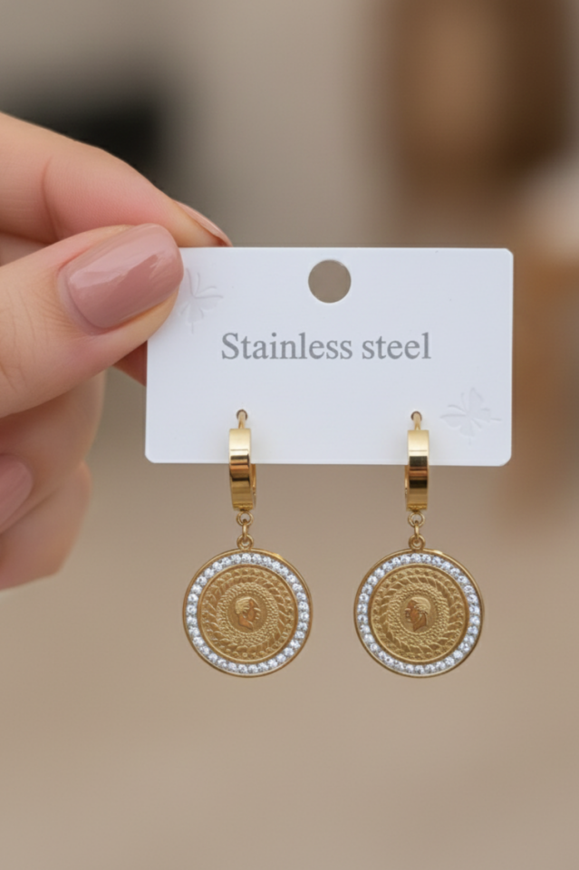 Çelik Taşlı Küpe