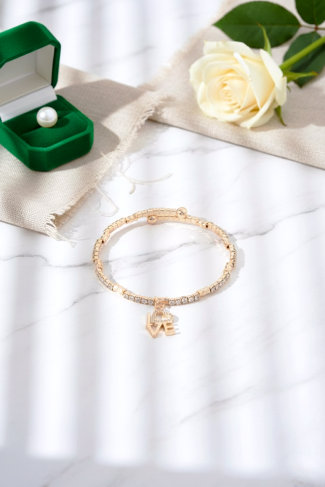 LOVE Yazılı Taşlı VİP Bileklik