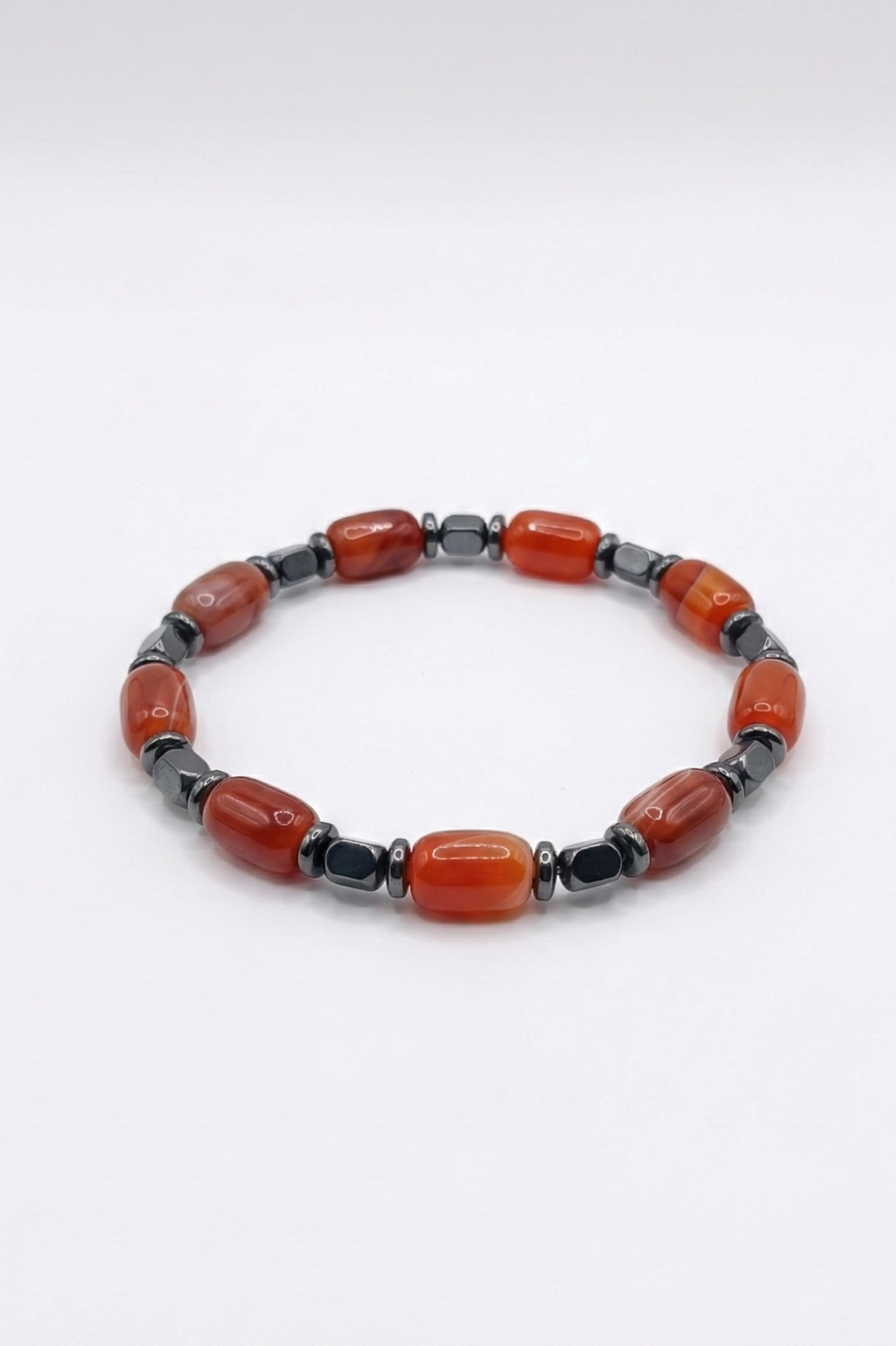 Enerji ve Cesaret Taşı: Silindir Akik ve Hematit Bileklik