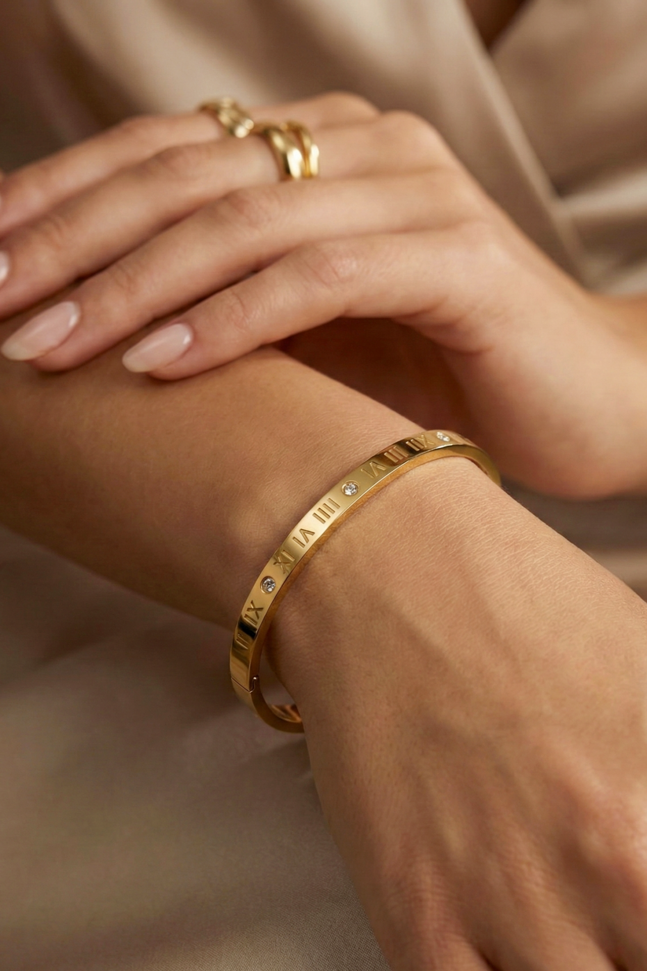 Çelik Roma Rakamlı Bileklik