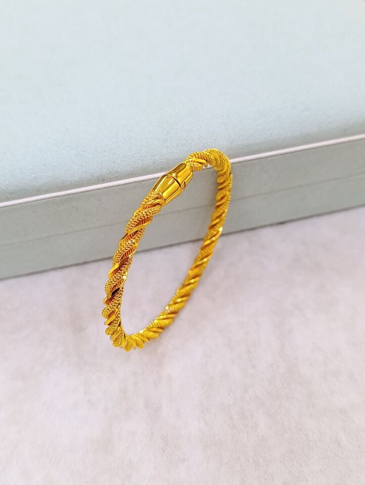 İnci Kilitli Burgu Bilezik